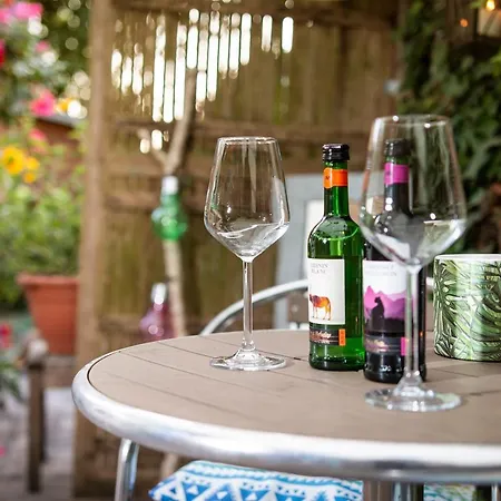 Eindhoven Inn Bed & Breakfast