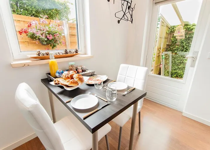 Bed and Breakfast Eindhoven Inn Αϊντχόφεν